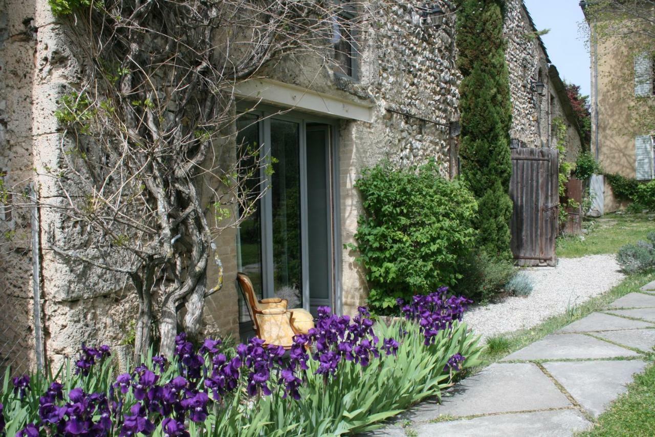 Le Domaine Des Rouges Queues Hotel Chateaudouble  Exterior photo